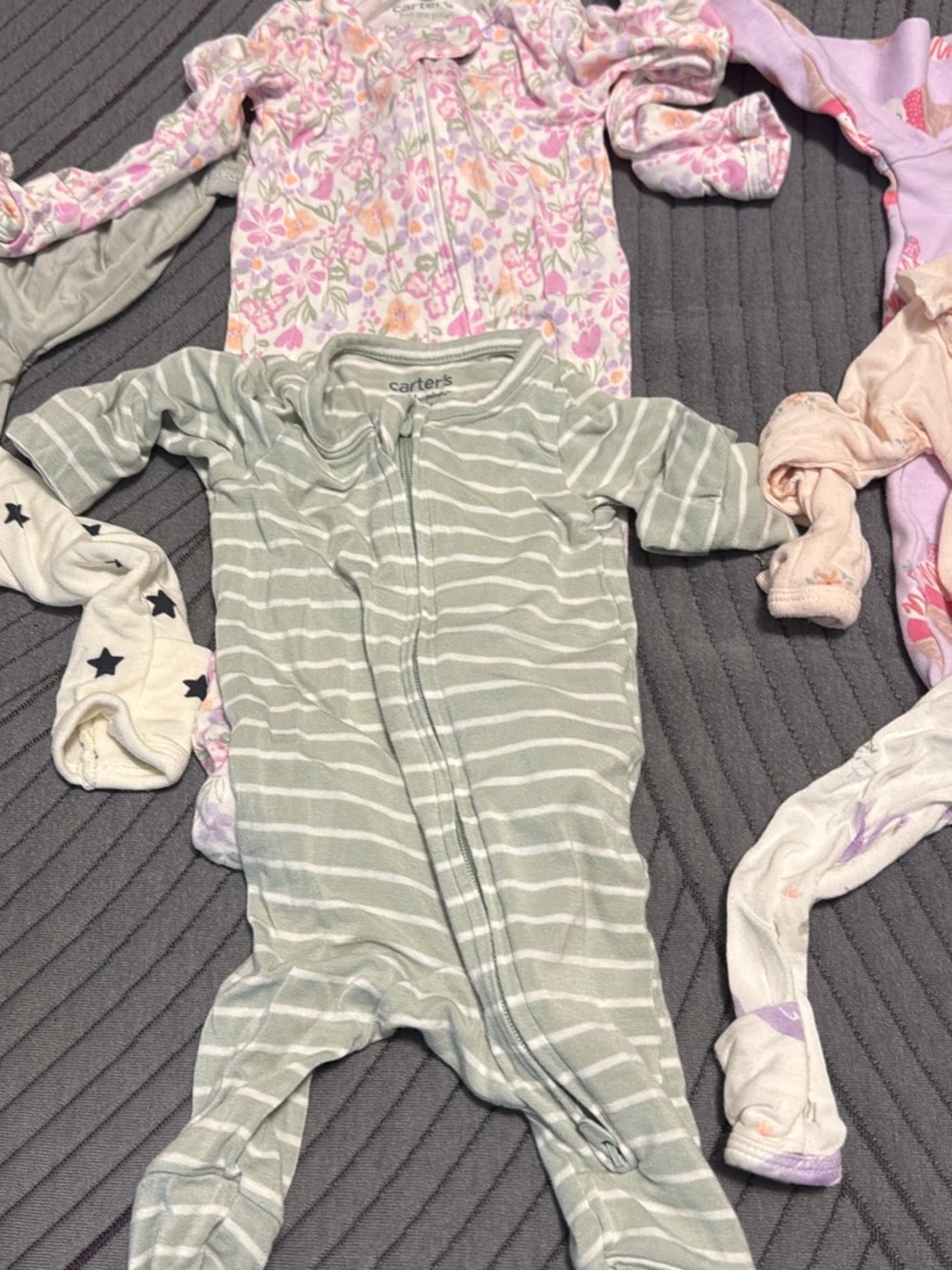 Newborn Girls Sleepers bundle - Picture 3 of 4